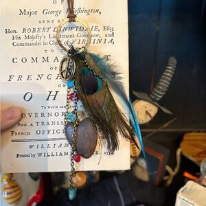 Source Unknown Multicolor Feather Necklace